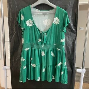 Torrid Super Soft Knit Top Size 2 Babydoll Summer Tropical Vacation Resort